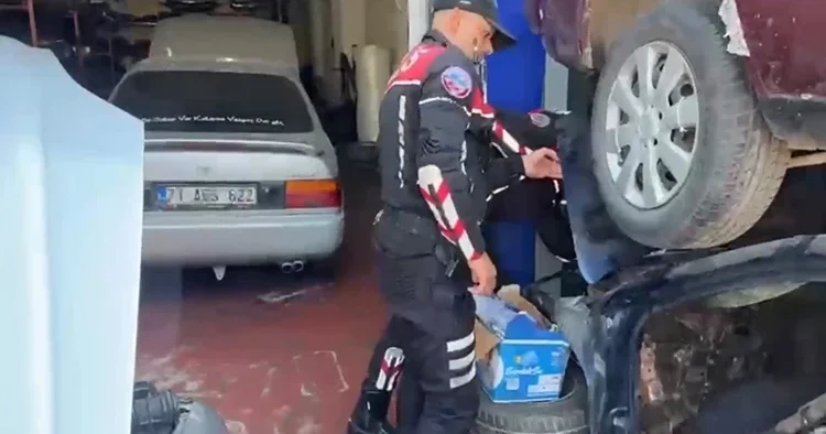 Ankara da change operasyonu: 3 iş yerine baskında 3 gözaltı