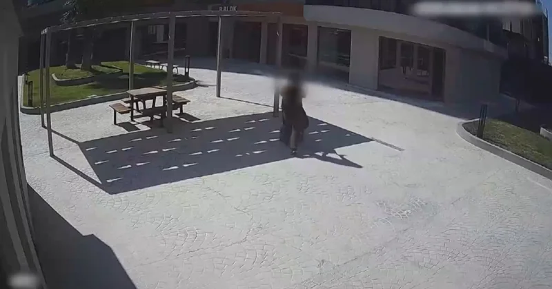 Bu nasıl anne! Bebeğini taşıdığı pusetle uyuşturucu dağıtırken yakalandı Sözcü Gazetesi