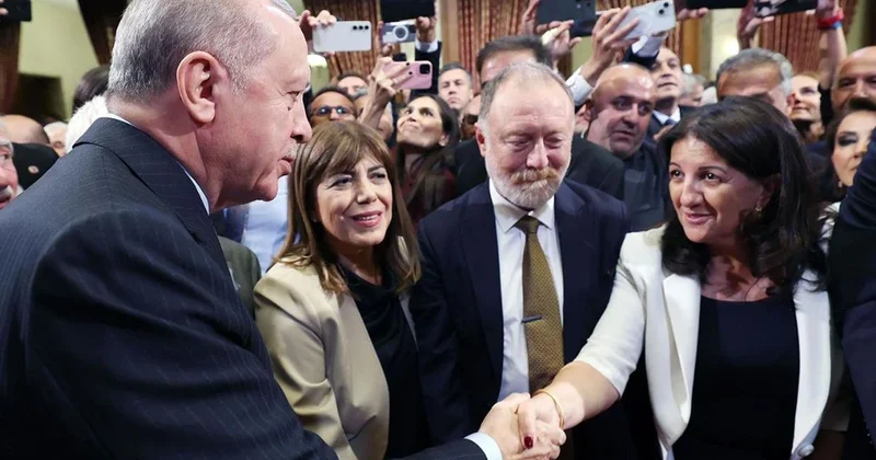 DEM Parti heyeti Erdoğan la görüşmek için Külliye de! Demirtaş dahil masada 5 konu var