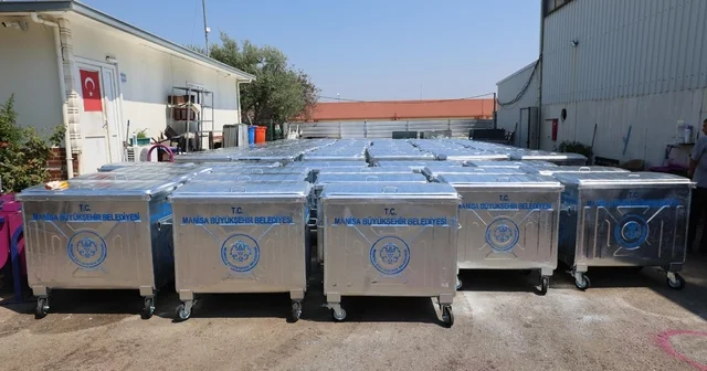 Şehzadeler de 220 yeni çöp konteyneri hizmete sunuluyor Manisa Haberleri Habertürk Yerel Haberler