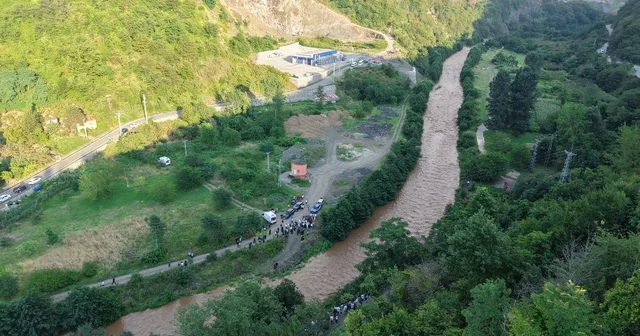 Giresun da derede akıntıya kapılan 2 kızının ardından annenin de cansız bedeni bulundu Giresun Haberleri Habertürk Yerel Haberler