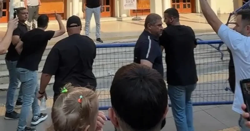 Taraftarlar ayaklandı! Bariyerleri yıkıp belediye binasına yürüdüler