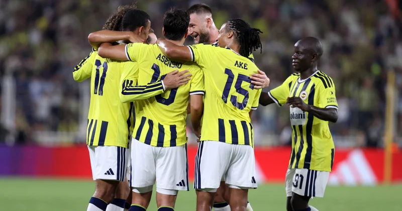 Fenerbahçe, Süper Lig de sezonu deplasmanda açarken zorlanıyor!