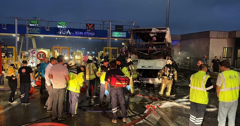 Kuzey Marmara Otoyolu nda yolcu otobüsündeki yangın itfaiye tarafından söndürüldü