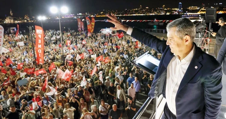 Boyun eğmeyenler tarihe geçti