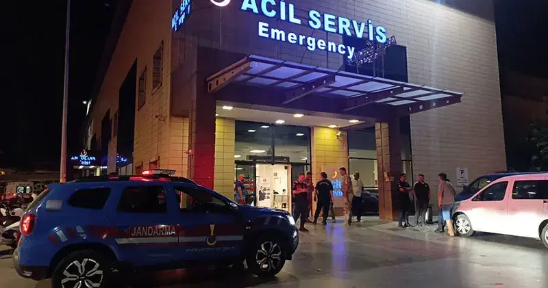 Alanya da maçta görevli jandarma ve özel güvenlikler gıda zehirlenmesi şüphesiyle hastanelere başvurdu