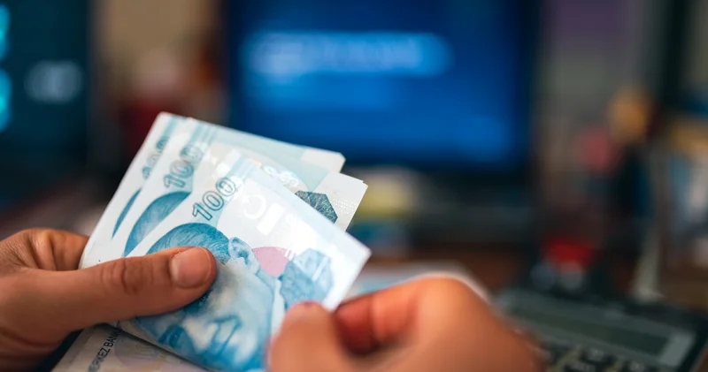 EMEKLİ PROMOSYON ÖDEMELERİ YENİLENDİ! 2025 Ekim emekli maaş promosyon veren banka hangisi ve ne kadar veriyor?