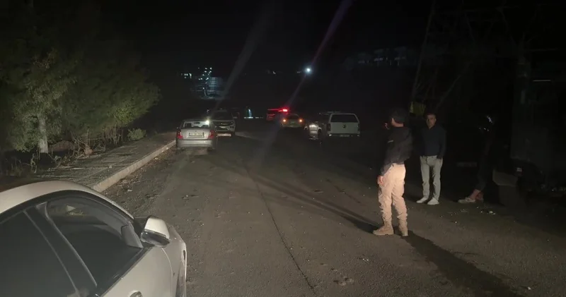 Diyarbakır’da ‘dur’ ihtarına uymayan araç dehşet saçtı