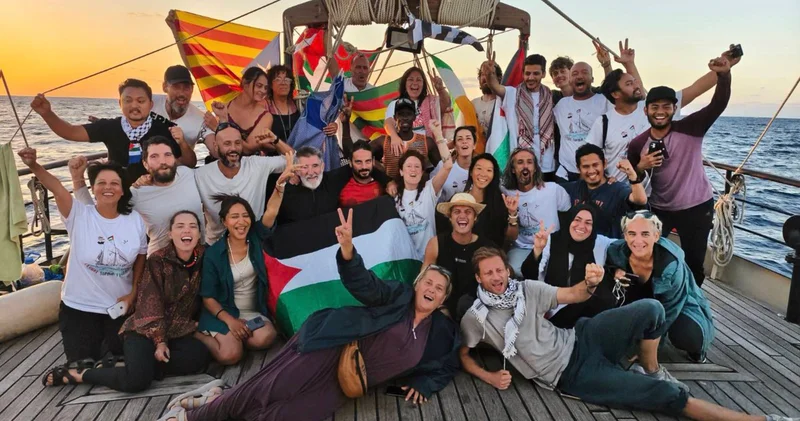 Şimşirgil, Sumud Filosu ndaki kadınları hedef aldı: Erkeklerle yata kalka...