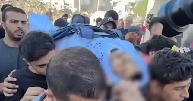 Filistinli gazeteci Salih Caferavi son yolculuğuna uğurlandı VİDEO İZLE