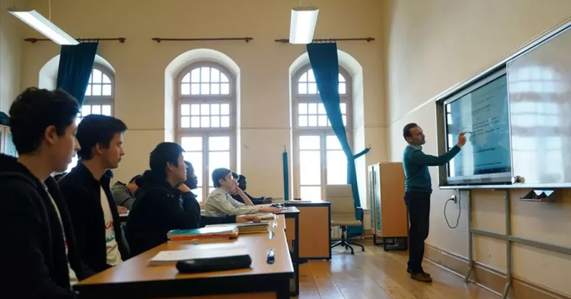 Gelenekten Geleceğe... İmam hatip okulları 112 yaşında!