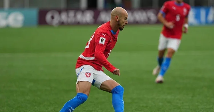 Beşiktaş ın yıldız oyuncusu Vaclav Cerny ile muhabir arasında gerginlik!