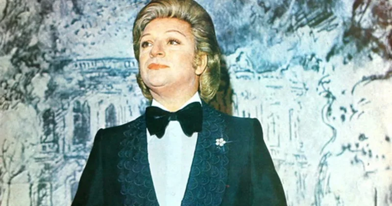 Zeki Müren filmine yasak Sözcü Gazetesi