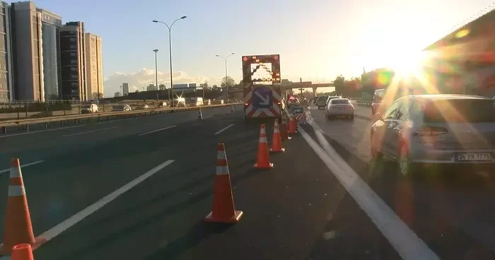 Trafiğe kapatıldı! İstanbullular dikkat: FSM Köprüsü nün açılacağı saat belli oldu