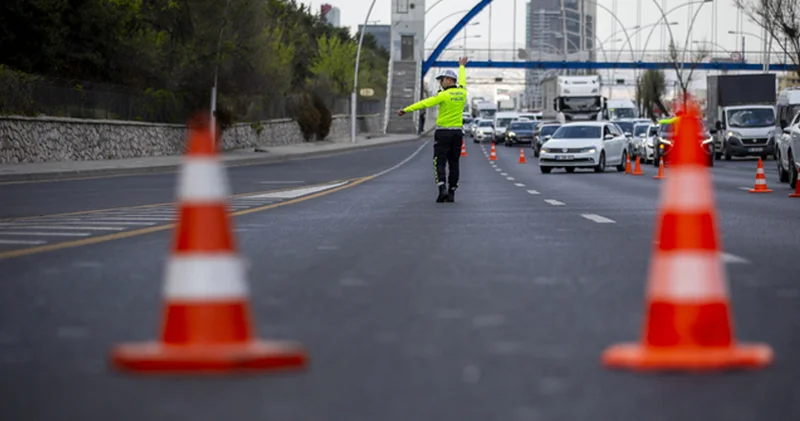 İstanbul’da trafiğe kapalı yollar listesi! 12 Ekim pazar günü hangi yollar trafiğe kapalı olacak, alternatif güzergahlar neler?