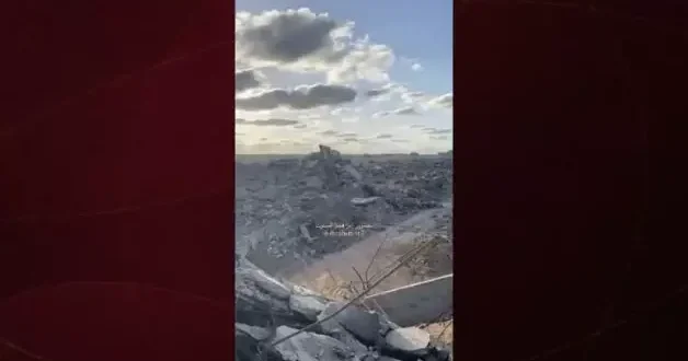 Gazze nin Han Yunus kentinde İsrail saldırıları sonrası yıkım görüntülendi