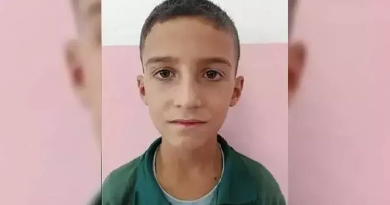 Traktör şarampole devrildi: 1 ölü, 2 yaralı
