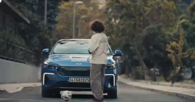 Togg dan anlamlı reklam filmi: Seni ve sevdiklerini korumak için varız