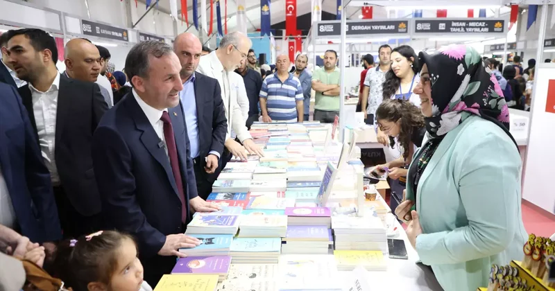 Sultanbeyli Kitap Fuarı kapılarını açtı