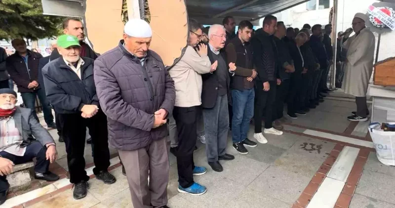 Perde asarken düşen yaşlı kadın hayatını kaybetti