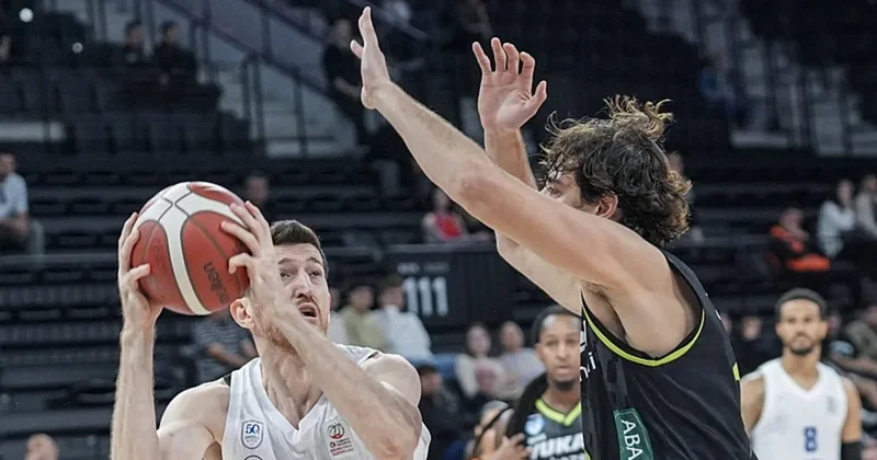 Anadolu Efes, Yukatel Merkezefendi yi eli boş gönderdi