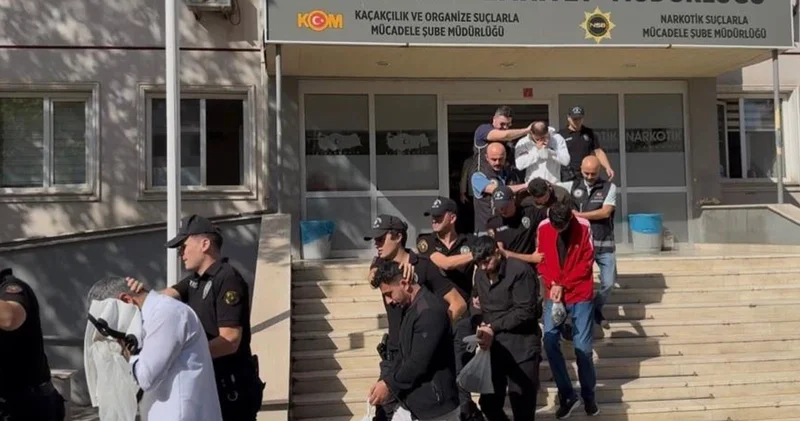 12 ilde silah kaçakçılığı operasyonu: 78 şüpheli gözaltına alındı