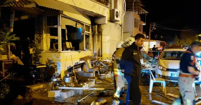 Hatay da ekmek fırınında patlama: Çok sayıda yaralı var