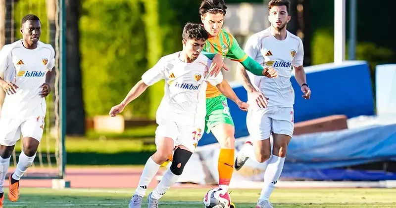 Zecorner Kayserispor hazırlık maçında Alanyaspor ile berabere kaldı