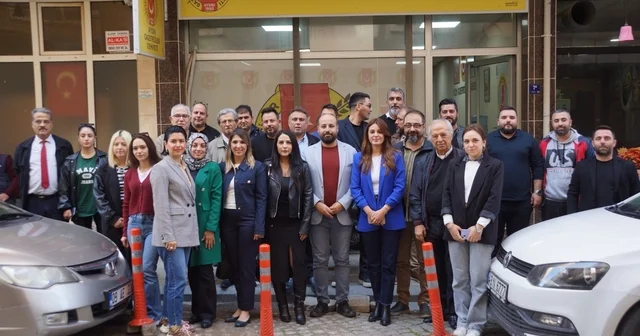 CHP li belediyelerin basın sorumluları AGC üyeleri ile bir araya geldi Aydın Haberleri