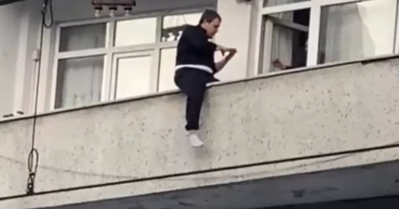 Sultangazi de balkondan atlamak isteyen genç yürekleri ağza getirdi