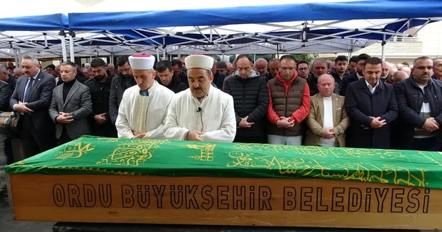 Ordu da göçük altında kalan kamyon şoförü toprağa verildi Ordu Haberleri