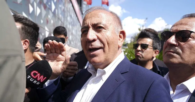 CHP İstanbul dan kayyum Gürsel Tekin in iddialarına yanıt: Gündeme gelmek için tuhaf yöntemlere başvuruyorlar