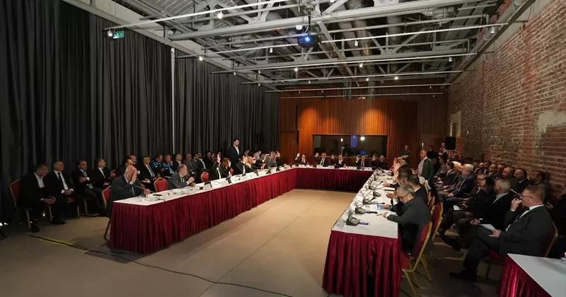 İstanbul da özel günlerde metrobüsün güzergahının değiştirilmesi kararlaştırıldı