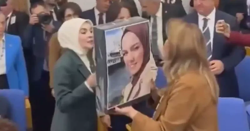 CHP li Dinçer: Saliha nın Hırkası Suskun İktidarınızın Sembolüdür