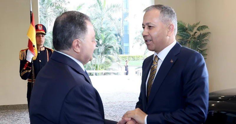 Bakan Yerlikaya Mısırlı mevkidaşıyla görüştü: Gazze, organize suçlar ve düzensiz göç ele alındı Dış Haberler