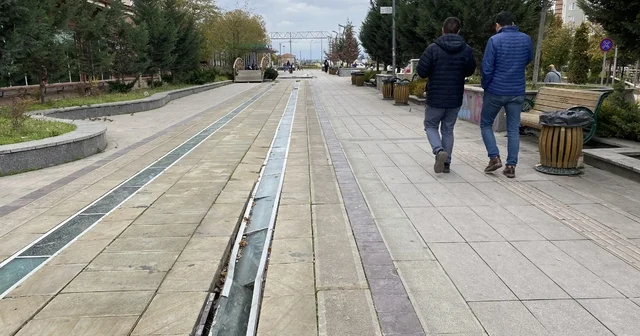 Bakımsız kalan Hatboyu her geçen gün daha da yıpranıyor Eskişehir Haberleri