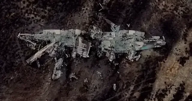 C130 KARGO UÇAĞININ ENKAZININ GÖRÜNTÜSÜ: DÜŞEN KARGO UÇAĞININ GÖRÜNTÜSÜ: : GÜRCİSTAN DA DÜŞEN UÇAK VİDEO İZLE