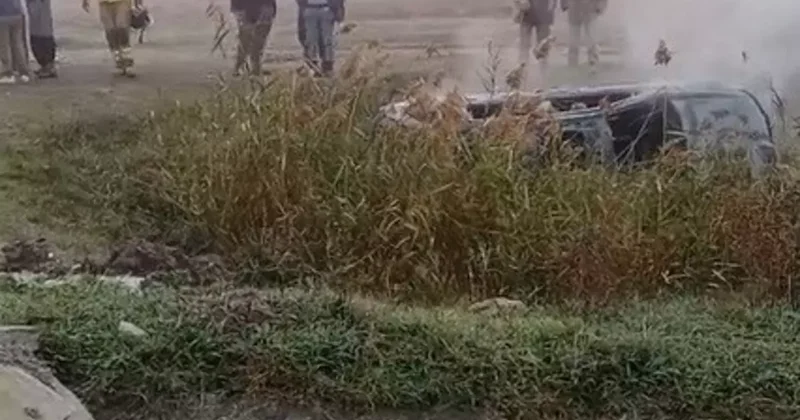 Manisa’da takla atan otomobil alev aldı: Sürücü yara almadan kurtuldu