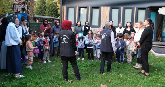 Minikler hem deprem çantası hazırladı hem çök kapan tutun yaptı Kocaeli Haberleri