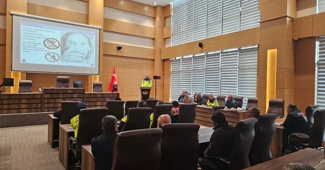 Kilis te hafriyat taşıyan araçlara yönelik eğitim verildi Kilis Haberleri