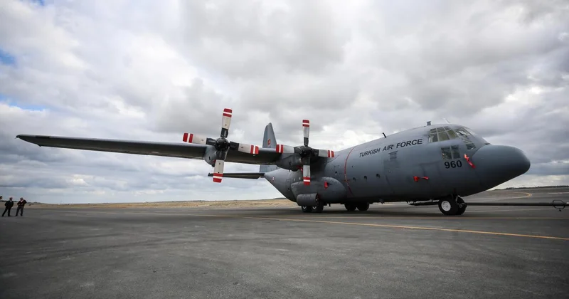MSB: Envanterdeki C 130 uçaklarının uçuşları tedbiren durduruldu