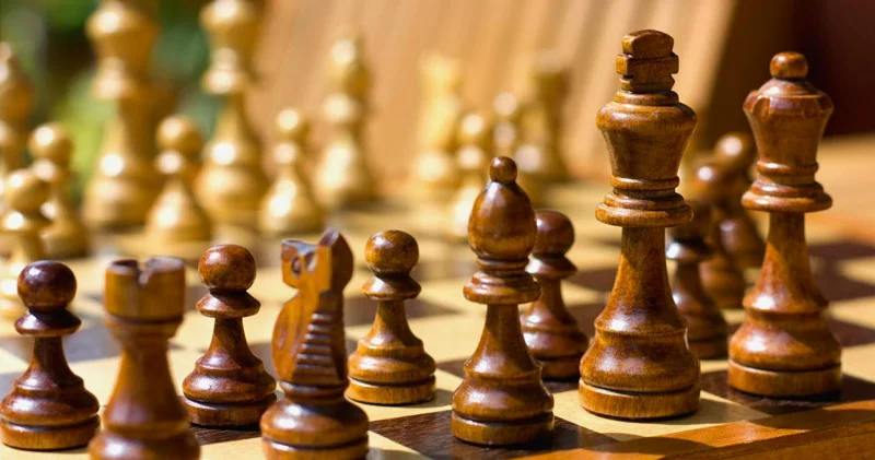 ‘Şeytan icadı’ diyerek okulda satrancı yasakladılar