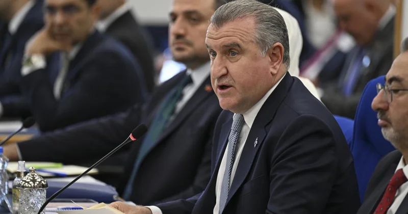 Bakan Bak: Roket seslerinin yankılandığı Cudi Dağı ndan raket sesleri yükseliyor