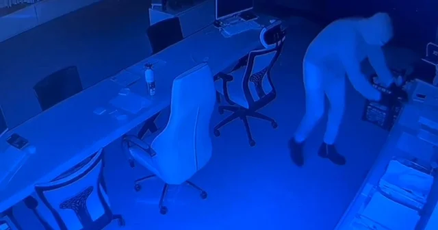 İş yerinden 1 milyon lira çalan şüpheli, eski çalışan çıktı Antalya Haberleri