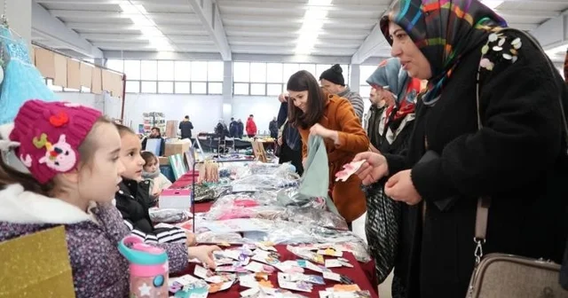 Minik ellerden Yerli Malı Haftası nda anlamlı farkındalık Bilecik Haberleri