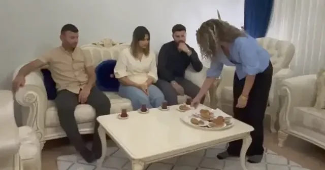 Kübalı gelinler Kars a renk kattı: Ruh eşimi buldum VİDEO İZLE