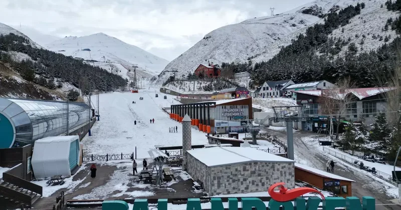 Palandöken ve Sarıkamış kayak merkezlerindeki bazı pistlerde kayak yapılmaya başlandı
