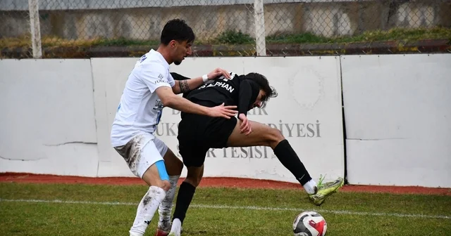 Erciyes 38 FK, deplasmandan 3 puanla döndü Diyarbekirspor: 1 Erciyes 38 FK:2 Kayseri Haberleri