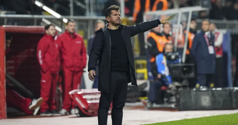 Emre Belözoğlu: Bu ligde maç kazanmak kolay değil Kasımpaşa Haberleri