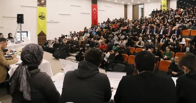 Bayburt ta Liseler Arası Münazara Yarışması düzenlendi Bayburt Haberleri